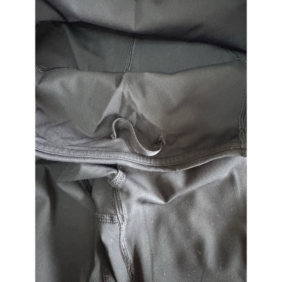 Lululemon Size 4 Fast Free Crop II Nulux 20" Black With Pockets Workout Gym EUC - Picture 6 of 10